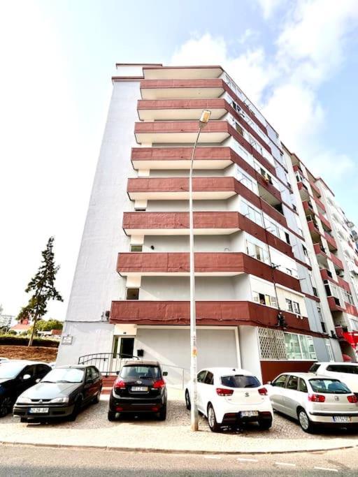 New-Romantic Studio Near The Beach! Paço de Arcos Dış mekan fotoğraf