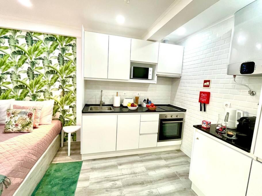 New-Romantic Studio Near The Beach! Paço de Arcos Dış mekan fotoğraf